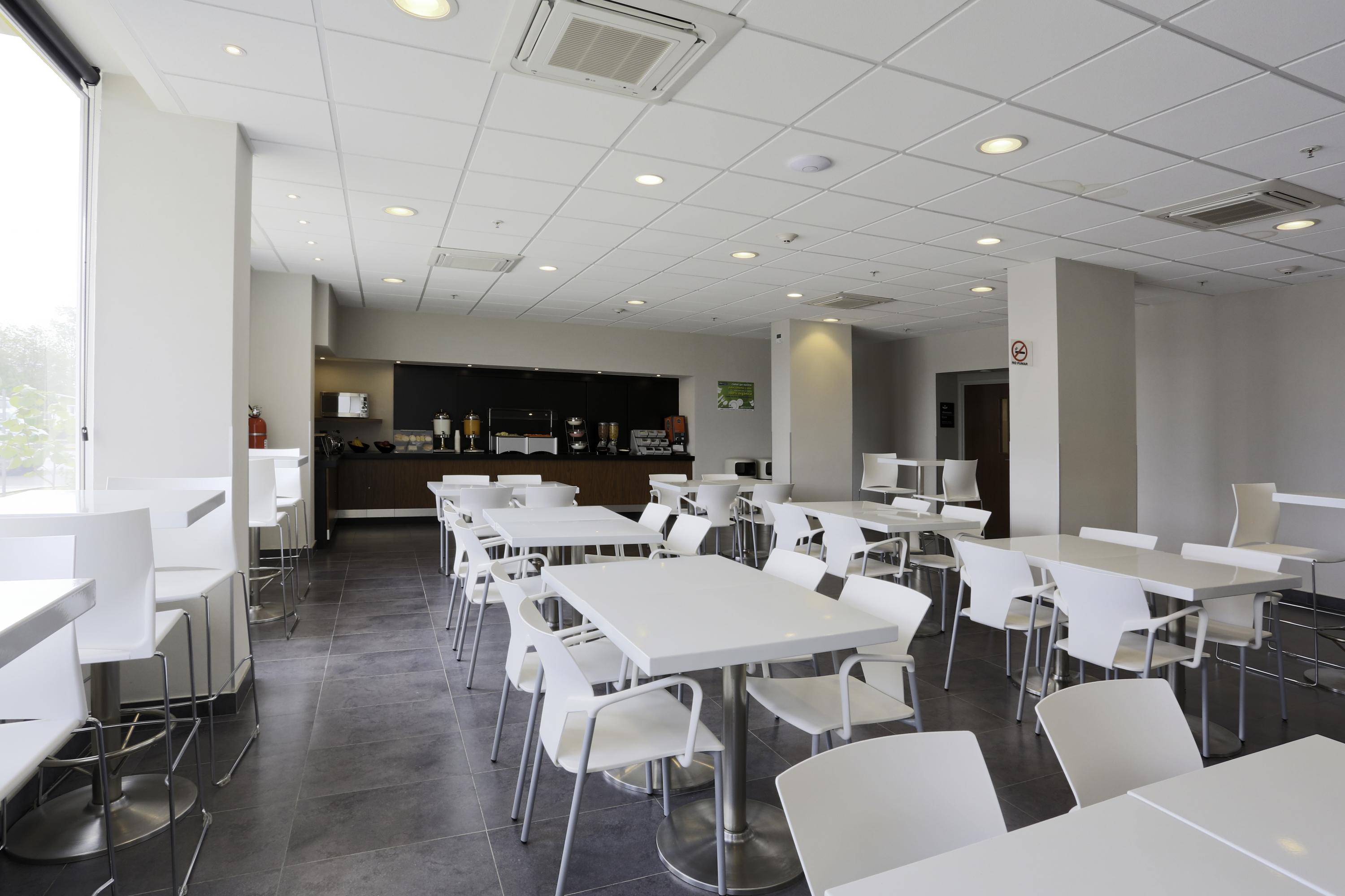 City Express By Marriott Irapuato Norte Екстер'єр фото