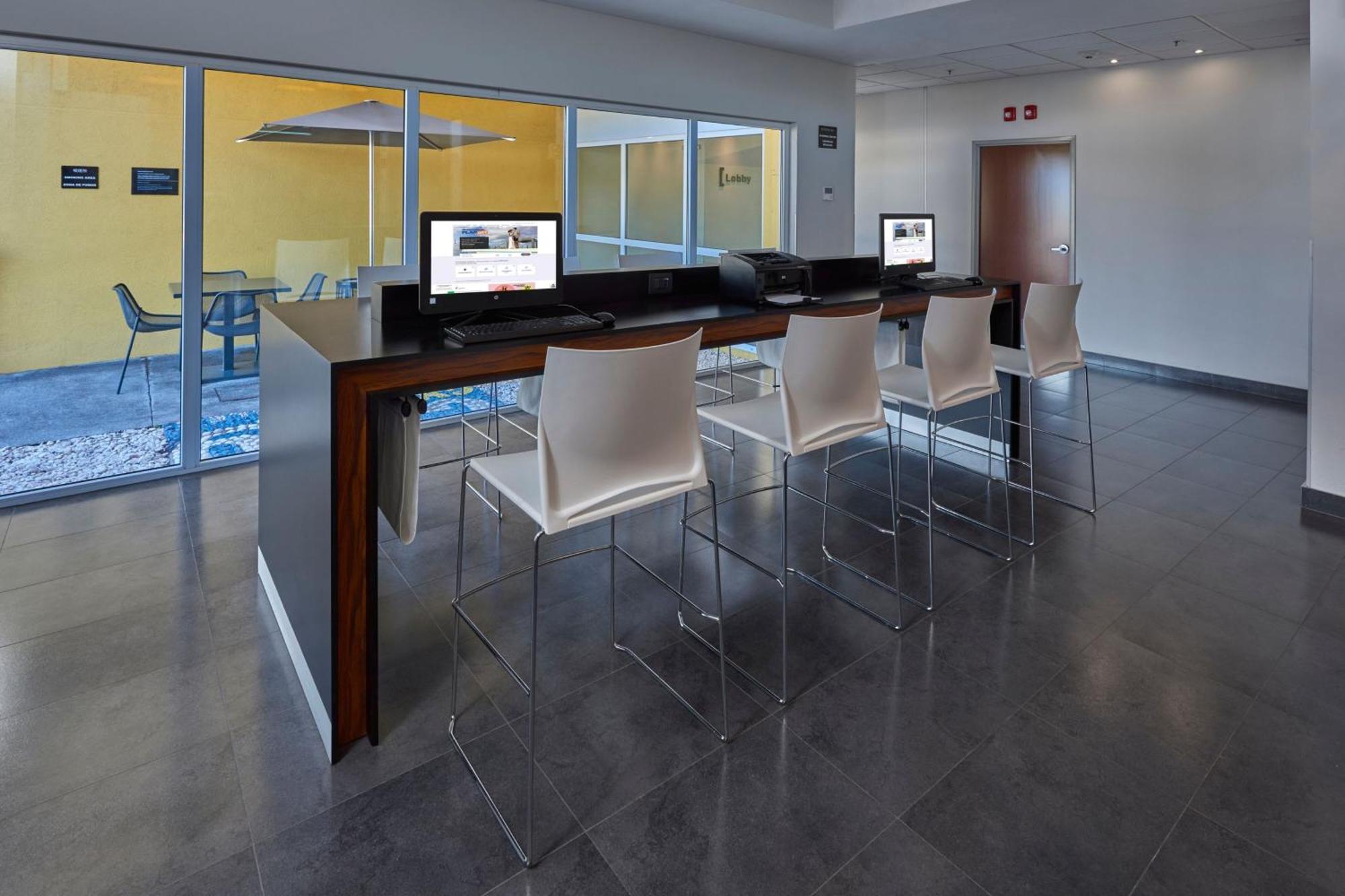 City Express By Marriott Irapuato Norte Екстер'єр фото