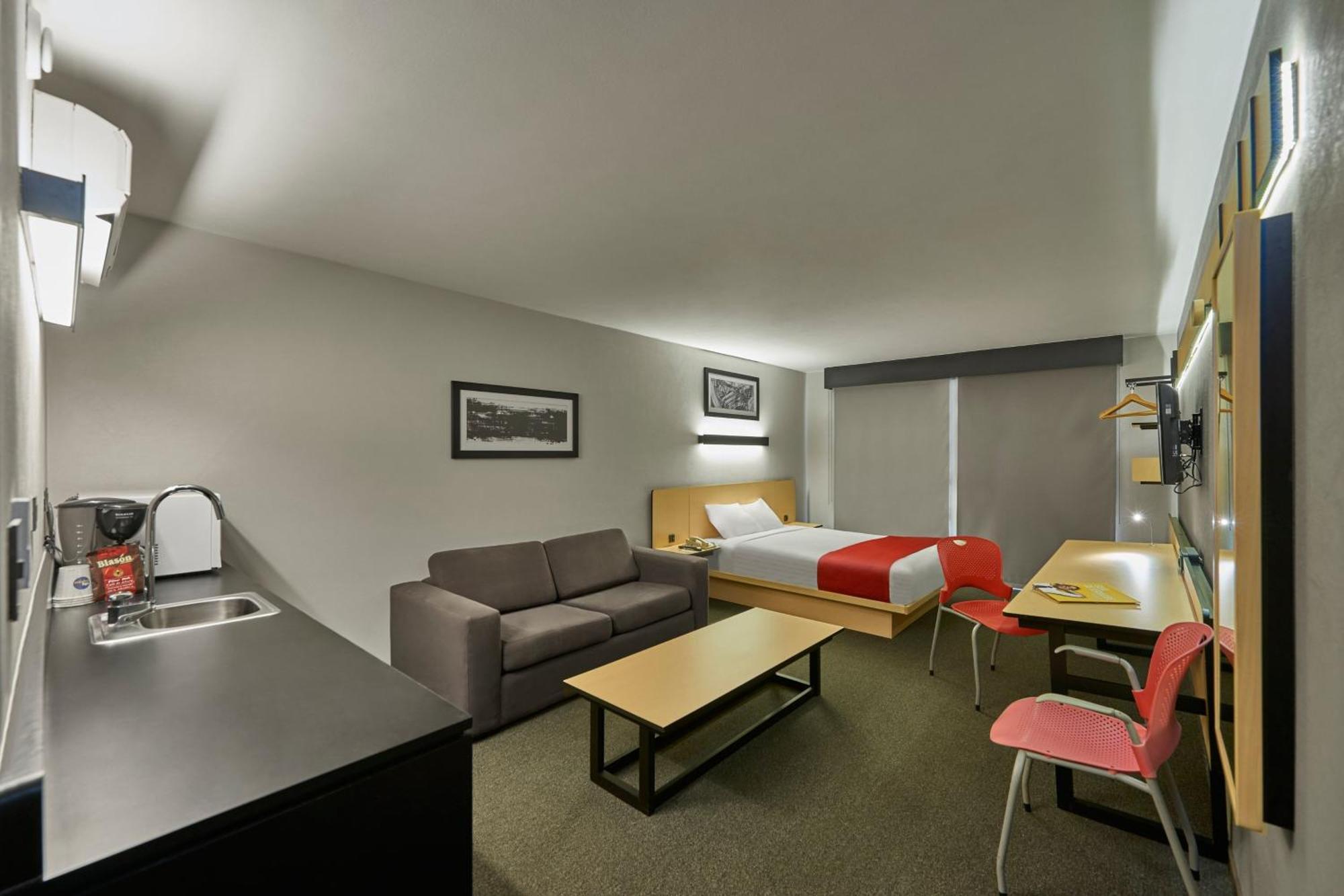 City Express By Marriott Irapuato Norte Екстер'єр фото